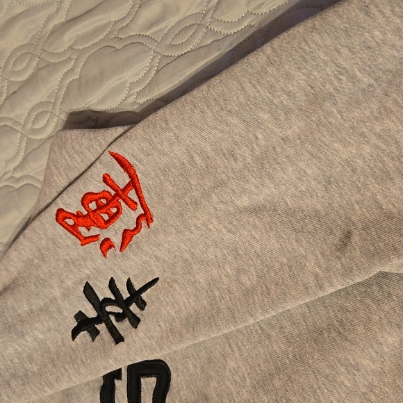 Chico's Gray and Red Embroidered Anniversary Collection Hoodie Size 2 - Picture 3 of 10